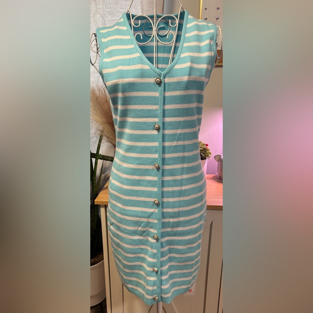UEU Sweater Dress Size Small